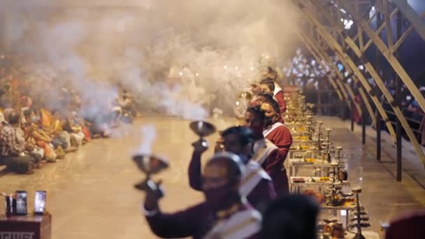 White Smokes Incense Burners Ganga Aarti Thanksgiving Ritual Rishikesh India — Vídeo de stock