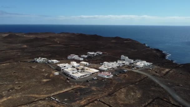 Aerial Shot Small Coastal Town Lanzarote View Atlantic Ocean — Stok video