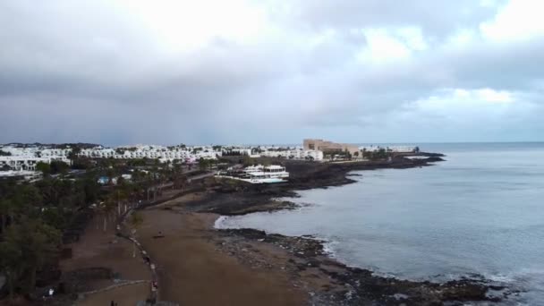 Drone Shot Costa Teguise Playa Bastian Beach Lanzarote Coast — стокове відео