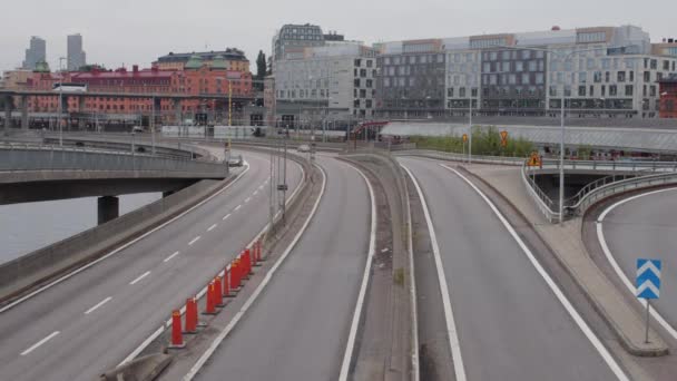 Trépied Autoroute Centre Ville Vide Avec Stockholm Arrière Plan Horizontal — Video