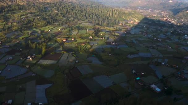 Island Bali Indonesia Aerial View Agricultural Remote Mountains Jungle Village — Stockvideo