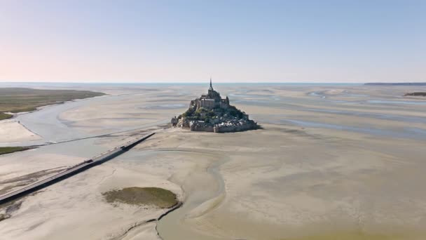 Iconic Mont Saint Michel France Seen — Stockvideo