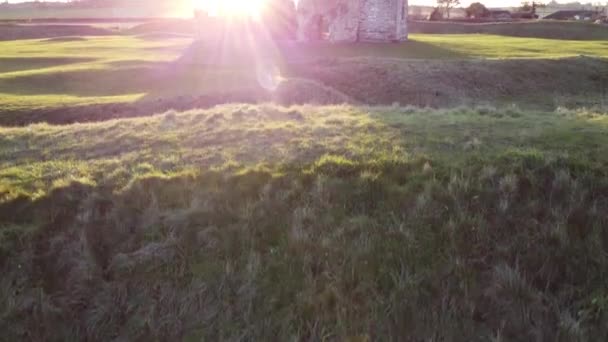 Knowlton Church Lift Reveal Sun Flare — Stockvideo