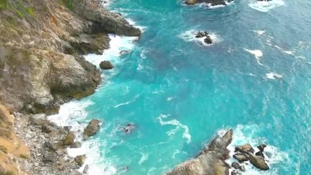 Big Sur Kustlinje Cliff Side Kalifornien Aerial Flyby — Stockvideo