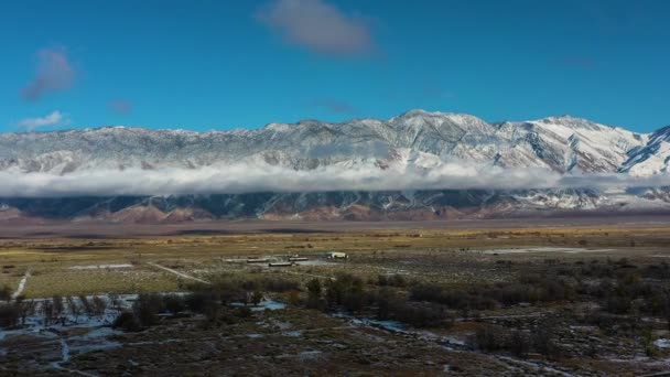 Landscape Alabama Hills Eastern Sierra Nevada Mountains California Panning Shot — Vídeo de Stock