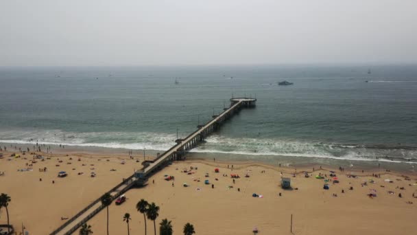 Aerial View Venice Pier Pacific Ocean Los Angeles California Drone — Stock video