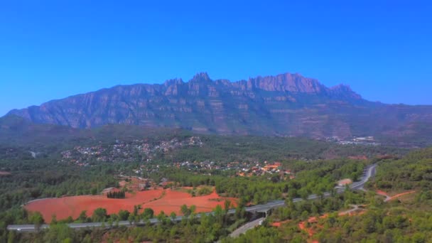 General Plane Frontal Traveling Mountains Montserrat Sunny Day — Vídeos de Stock