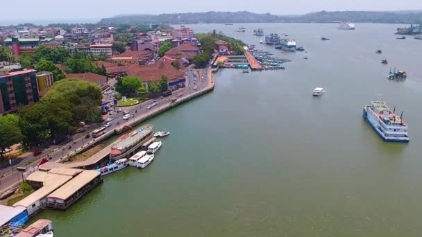 印度果阿Panjim河无人驾驶飞机拍摄 — 图库视频影像