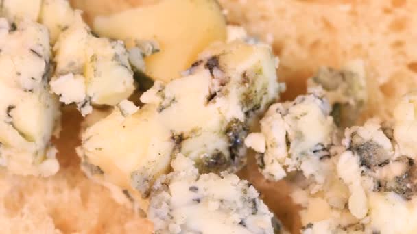 Macro Shot Brânză Albastră Pâine Albă Pincho Tradițional Spaniol — Videoclip de stoc