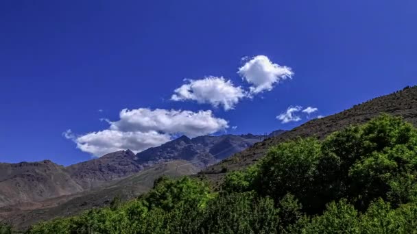 Hovering White Clouds Massive Atlas Mountains Sunny Day Blue Sky — Stock Video