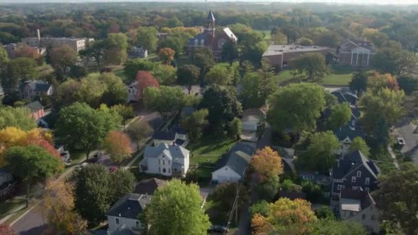 Dramatic Aerial Drone Shot Revealing Beautiful Church Sunny Warm Day — стоковое видео