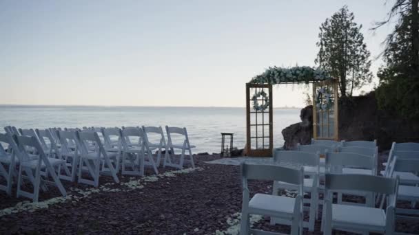 Panning Shot Wedding Ceremony Location Many White Chairs — Video Stock