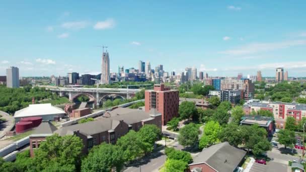 Drone Aerial Shot Minneapolis Skyline Sunny Day Summer — Video Stock