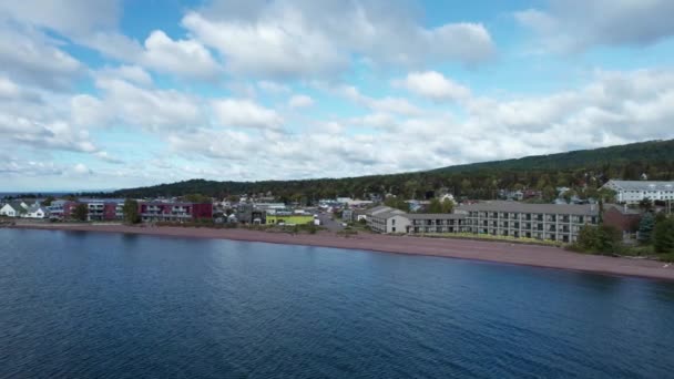 Drone Shot Downtown Grand Marais Sunny Summer Afternoon — Stock video