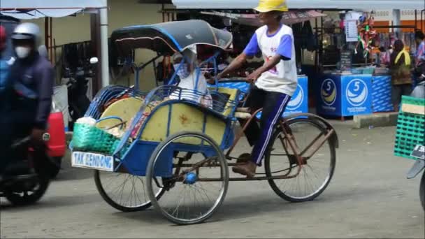 Pedicab Cheap Means Transportation Several Cities Indonesia Blora Central Java — 비디오