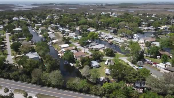 Antena Weeki Wachee Gardens Subdivisión Canales Estuario Los Ríos Weeki — Vídeo de stock