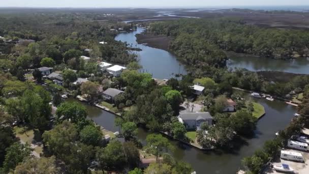 Aerial Homes Canals Start Wider Portion Weeki Wachee River Florida — Vídeos de Stock