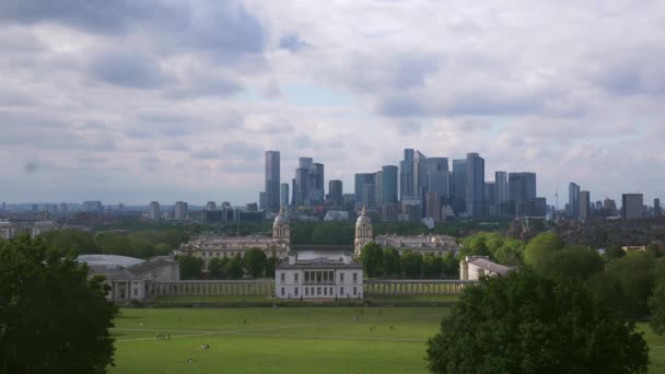 Beautiful Afternoon Foreground Features Queen House Royal Naval College London — стоковое видео