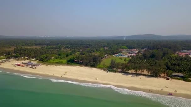 Une Belle Photo Drone Plage Utorda Kenilworth Resort South Goa — Video