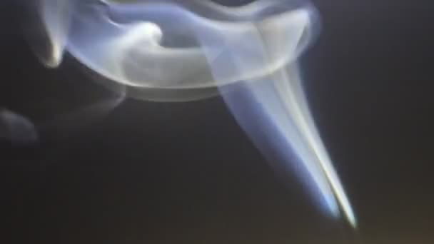 White Smoke Slowly Floating Space Dark Atmospheric Smoke Fog Effect — Vídeo de Stock