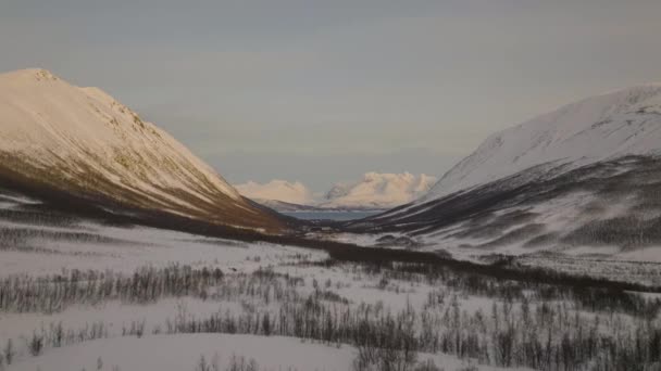 Aerial Landscape Lyngen Alps Northern Norway Snowy Mountain Valley — Vídeos de Stock