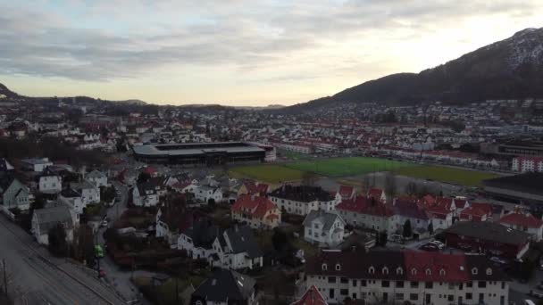 Golden Sunset Brann Football Stadium City Beren Norway Upward Moving — Vídeos de Stock