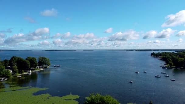 Scenic Canadian Lake Aerial Drone View Sunny Summer Day Flyover — Stok video