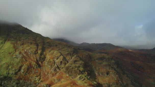 Vackra Orörda Bergsklippor Snowdonia Nationalpark Antenn — Stockvideo