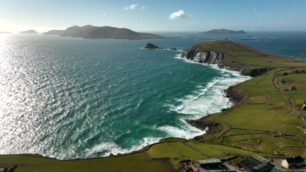 Coumeenoole Bay Kerry Irland März 2022 Drohnenspuren Entlang Dunmore Führen — Stockvideo