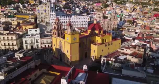 Guanajuato Cathedral Sunset Shot Drone Panning Cathedral Full Building View — Stock Video