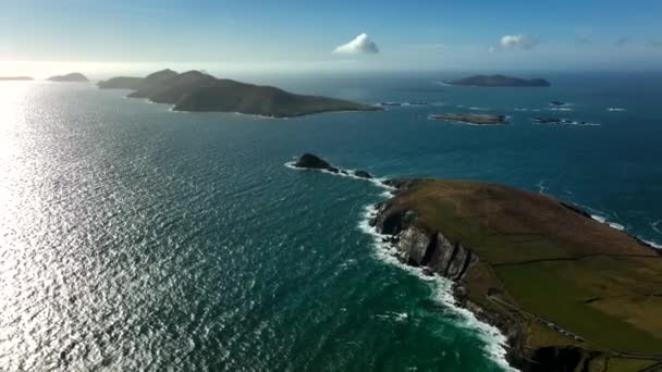 Coumeenoole Bay Kerry Irlanda Março 2022 Drone Puxa Para Sudeste — Vídeo de Stock