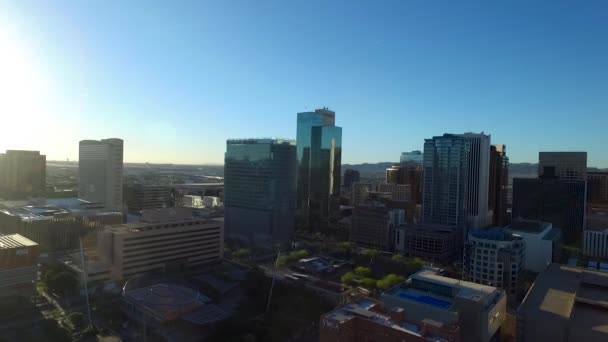 Panning Aerial View Phoenix Condos Mid Summer Circa 2016 — стоковое видео