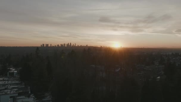 Luchtfoto Dolly Van Toeristische Vancouver Stad Skyline Horizon Gouden Uur — Stockvideo