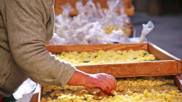 Older Italian Women Making Selling Handmade Traditional Orecchiette Pasta Street — Stock Video