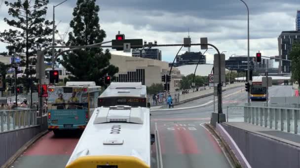 Les Transports Commun Bus Sur Ligne Bus Sont Arrêtés Jonction — Video