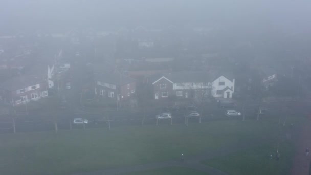 Flying Village Residential Neighbourhood Property Misty Morning Fog Coverage — Vídeos de Stock