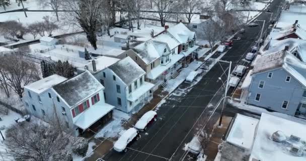 Homes Usa Covered Winter Snow Two Story Traditional Old Houses — Wideo stockowe