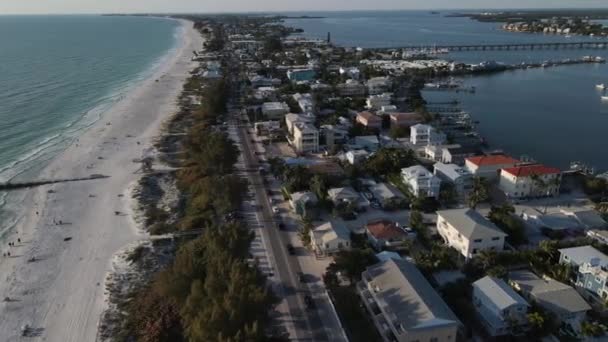 Aerial Sunset Lighting Longboat Key Cortez Beach Bradenton Florid Many — Vídeos de Stock