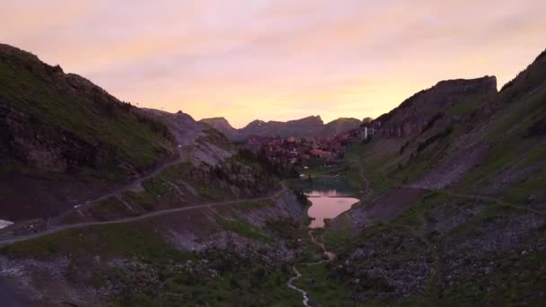 Sunrise Drone Shot Mountains Ski Resort Avoriaz — Wideo stockowe