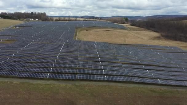 Solar Farm Panels State Aerial — Vídeo de Stock