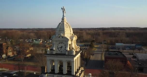 Ionia County Michigan Historiska Tingshus Med Drönare Video Cirkel Solen — Stockvideo