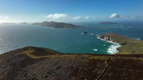 Coumeenoole Bay Kerry Irlanda Março 2022 Drone Puxa Para Leste — Vídeo de Stock