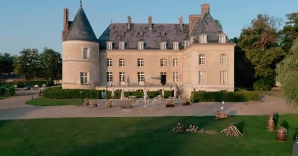 Drone Flying Luxurious French Castle — Stockvideo