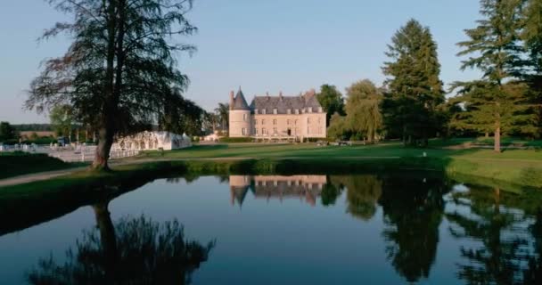 French Castel Dolly Drone Shot Water Reflection — Vídeo de Stock