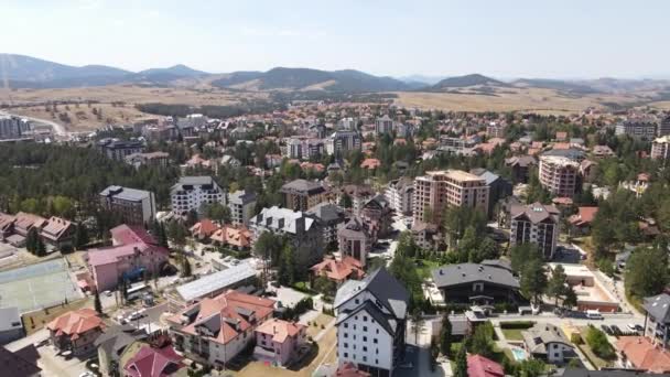 Montaña Zlatibor Serbia Vista Aérea Los Edificios Hoteles Apartamentos Soleado — Vídeos de Stock