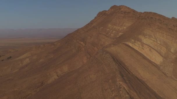 Drone Flying Desert Rocky Mountain Zagora Morocco Aerial Forward Ascendent — стокове відео