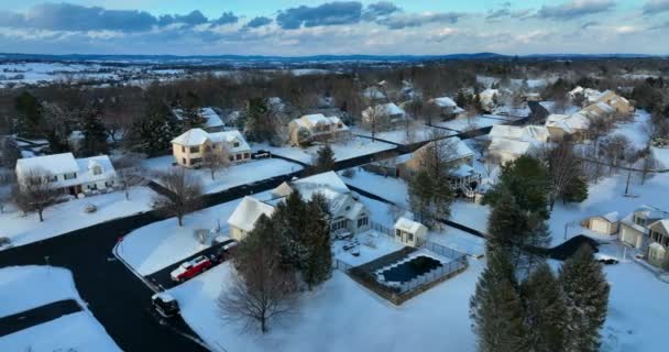 Beautiful Winter Snow Aerial American Suburbia Homes Houses Colorful Sky — Stock videók