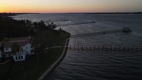 Aerial Turning Left Show Historic Hone Water Sunset Historic District — Video