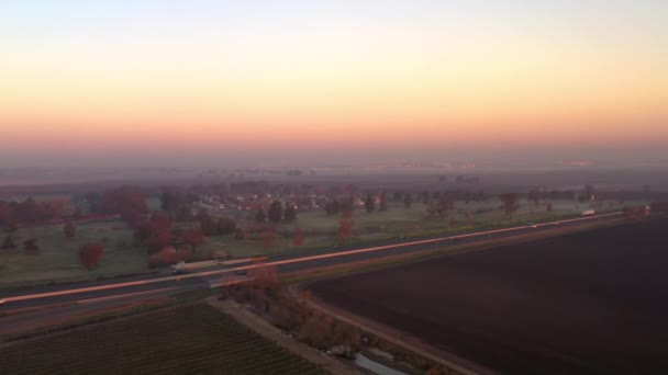 Modesto California Yakınlarındaki Stanislaus County Numaralı Otoban Gün Doğumu Atışı — Stok video