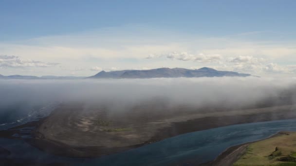 Aerial Блакитний Горизонт Над Береговою Лінією Hvitserkur Vatnsnes Iceland Circle — стокове відео